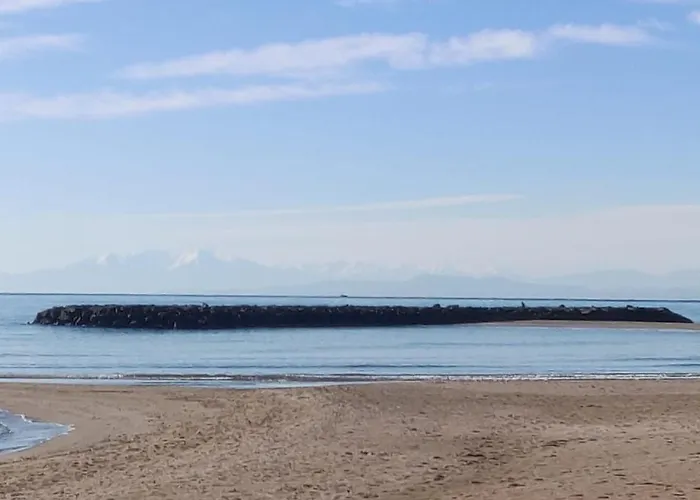 Charmante Maison Climatisee A 500m De La * Vias